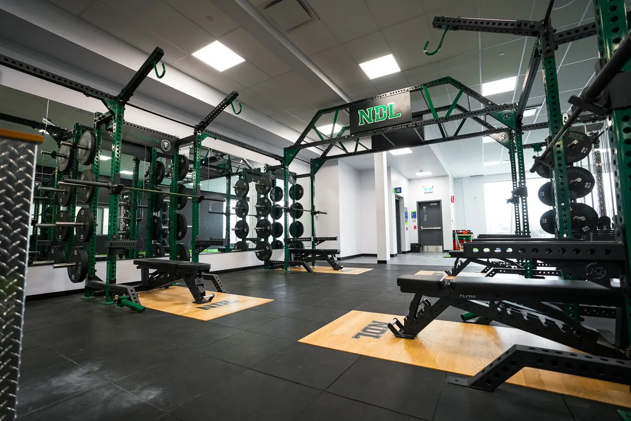 Notre-Dame-de-Lourdes — multi-sport weight room