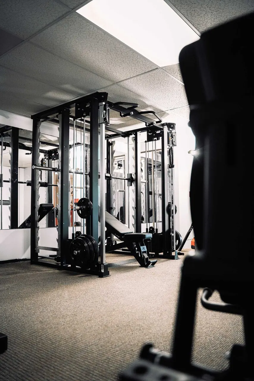 OBM Toitures Professional Gym Design